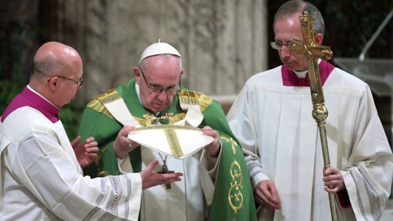Víctimas de abuso de sacerdote en Costa Rica anhelan encuentro con papa Francisco