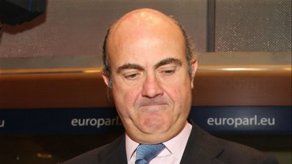 España pide rescate a Europa para sanear sector bancario