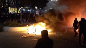 La calma en Holanda volvió a las calles pasada la media noche tras la intervención de policías antimotines y cañones de agua.