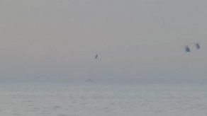 Un inventor cruza el Canal de la Mancha en un aerodeslizador