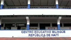 Clases de reválidas suspendidas en el colegio República de Haití por robo.