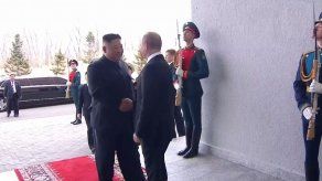 Putin y Kim discuten vías para desbloquear tensión nuclear
