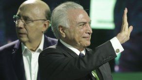 Temer apoya a candidato de otro partido
