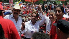 Esposa de Zelaya lanza precandidatura a Presidencia de Honduras