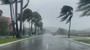 Agatha se degrada a tormenta tropical en la costa suroeste de México