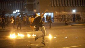 La Casa Blanca llama a evitar la violencia en Venezuela