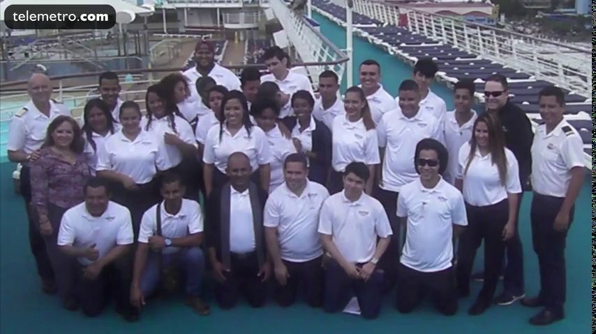 Pullmantur realiza capacitación en atención al cliente y gastronomía