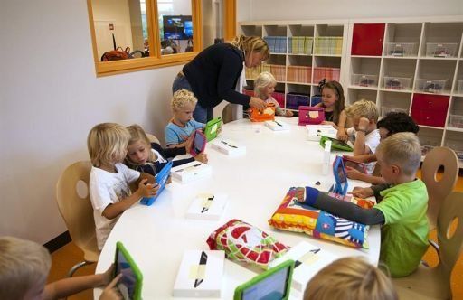 Holanda estrena escuelas Steve Jobs, un nuevo modelo con iPad como rey