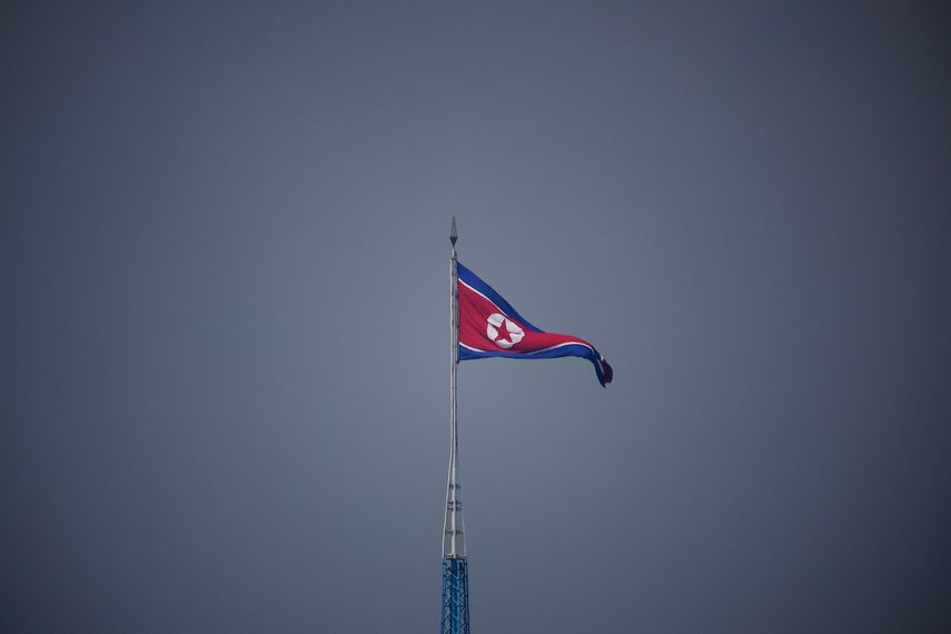 Bandera de Corea del Norte.