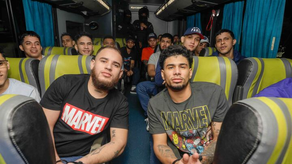 Bukele entrega a presos venezolanos.