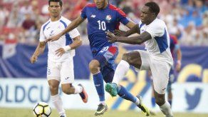 Ismael Diaz inicia papeleo en Embajada de España para obtener visa de trabajo