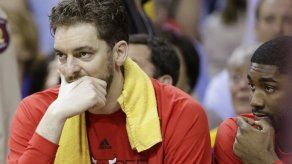 Mike Brown: Pau Gasol fue puesto en una situación complicada en los Lakers