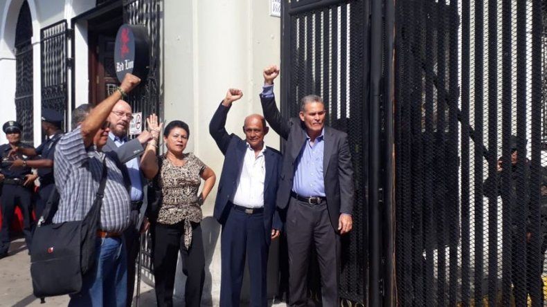 Jubilados se reúnen con una Comisión de Alto Nivel en Presidencia