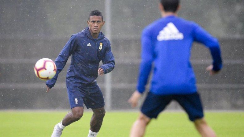Bárcenas: Es difícil decirle no a la selección, ahora ya enfocado en el Oviedo