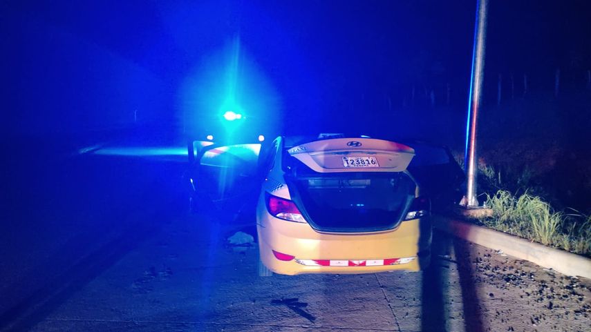 Taxista amordazado es ubicado por la Policía Nacional