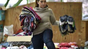 Grecia se mueve para sacar a migrantes de Lesbos