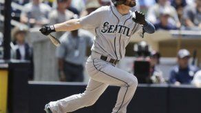 Franklin pega sus primeros 2 jonrones en MLB