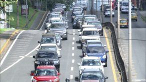 Policía pide a conductores tolerancia ante congestionamientos durante fin de año Policía pide a conductores tolerancia ante congestionamientos durante fin de año