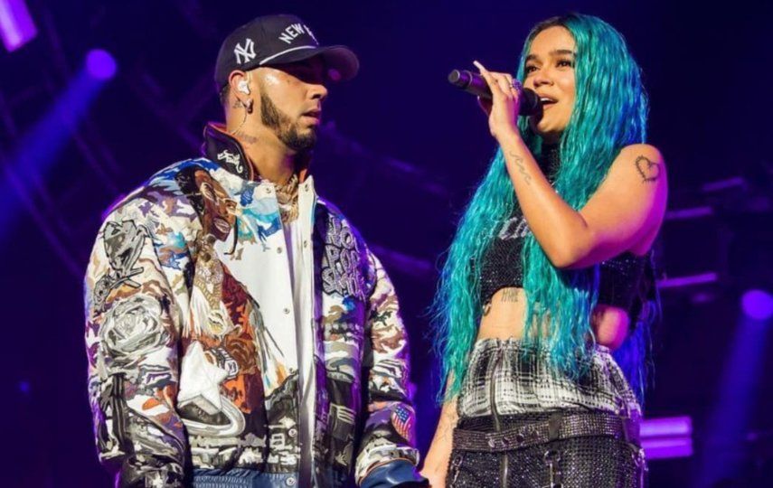 Karol G le dice Te Amo a Anuel AA en medio de su concierto
