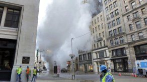 Explota tubo subterráneo de vapor en Manhattan