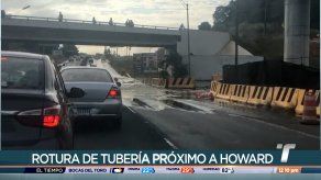 Rotura de tubería provoca congestionamiento vehicular en Howard