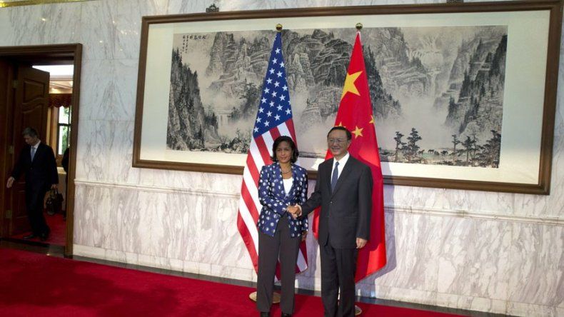 Funcionaria de EEUU emprende diálogo con China