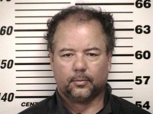 FBI confirma que no localizó restos humanos en vivienda de Ariel Castro