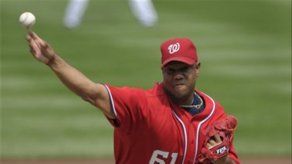 Astros dan de baja a Liván Hernández