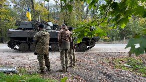 Separatistas prorrusos acusan a Ucrania de matar evacuados y bombardear un puente en Jersón
