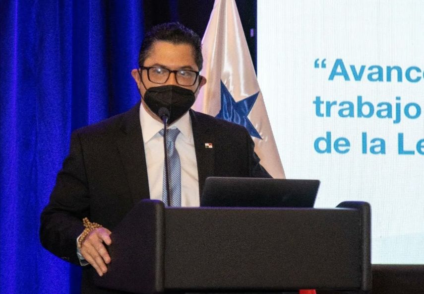 El ministro de Trabajo encargado