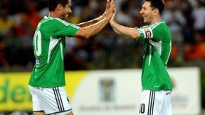 Messi y sus amigos vencen 9-6 al equipo de Robinho