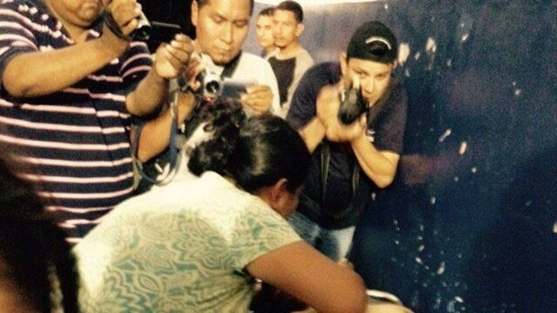 Policía Guatemala captura a 3 supuestos responsables de asesinar a periodista