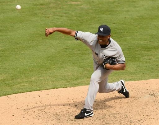 Japonés Kuroka blanquea a Rangers, Mariano salva juego 33