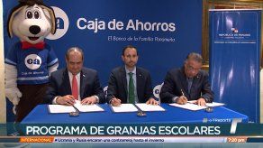 MIDA y Meduca firman convenio con la Caja de Ahorros MIDA y Meduca firman convenio con la Caja de Ahorros