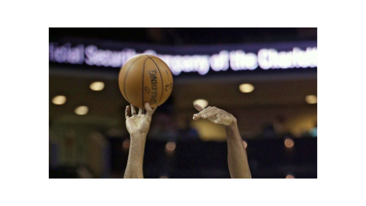 Horford, la figura en triunfo de Hawks
