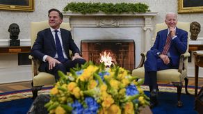 El presidente Joe Bidense reunió con el primer ministro holandés Mark Rutte en la Casa Blanca.