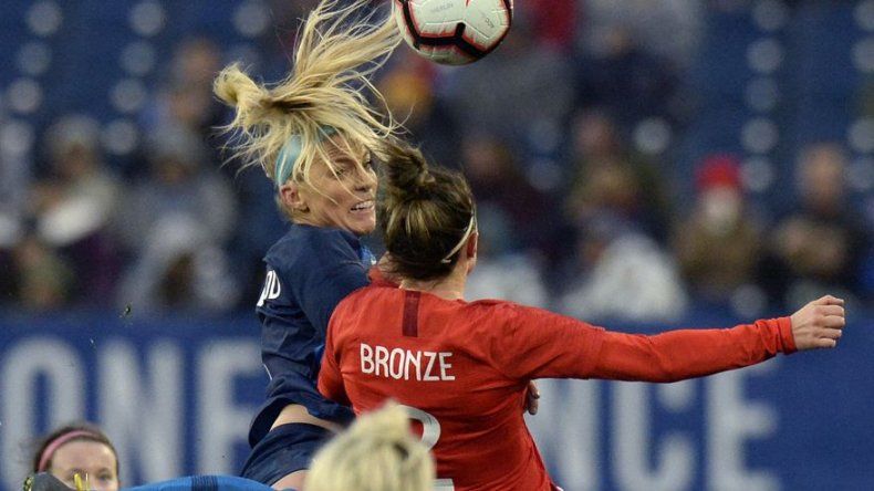 Panel de FIFA apoya uso de VAR en Mundial de mujeres