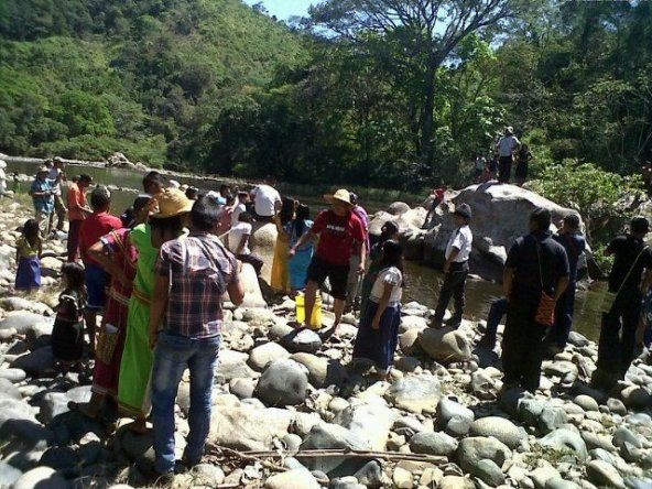 Exigen cancelación de Barro Blanco, amenazan con paralización el 4 de mayo