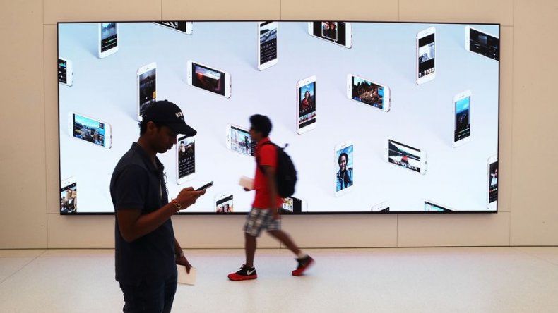 Se espera que Apple presente nuevas versiones de su iPhone