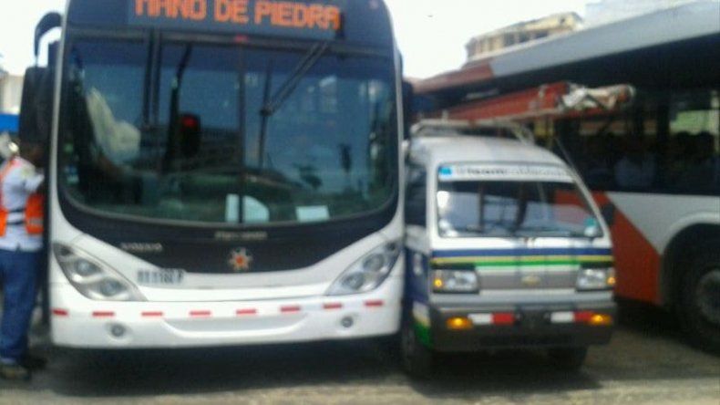 Protesta de jubilados ocasionó varias colisiones en la 5 de mayo