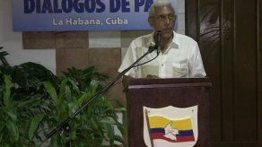 Gobierno colombiano y FARC retoman negociaciones de paz