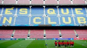 Los socios del Barcelona aprobaron la renovación de su estadio Camp Nou