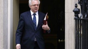 Gran Bretaña explicará plan para mantener leyes de la UE