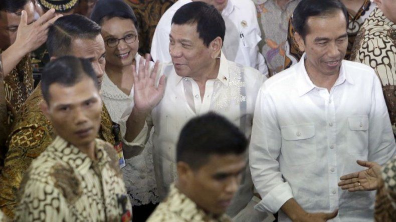 Presidente filipino explicó a Obama que nunca lo insultó