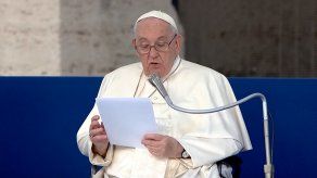 El papa Francisco fustiga la amenaza nuclear y clama por la paz