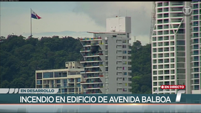 Incendio en edificio de la Avenida Balboa: Una mujer resultó herida y se evacuó a los residentes y al personal