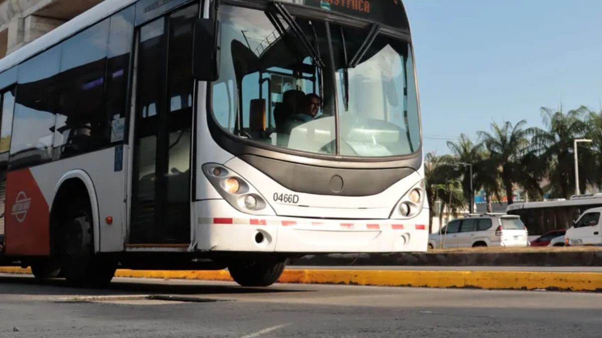 ¡Atención! MiBus ajusta sus rutas por cierre en la Vía Ricardo J. Alfaro