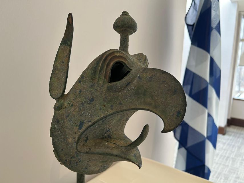 Museo Metropolitano de Nueva York devuelve a Grecia un objeto antiguo robado en Olimpia