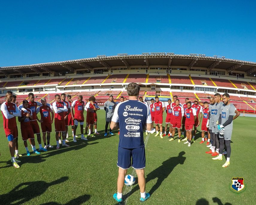 Alberto Quintero y Blackburn regresan a la titular con Panamá