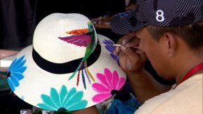 Emprendedores participaron de un mercadito de pulgas en el Casco Antiguo